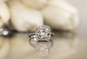 Military Personnel Save on Diamond Jewelry